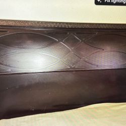 Queen Sleigh Bed Bedroom Set-650.00