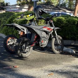 Strike Shadow 48v Trading Bike 