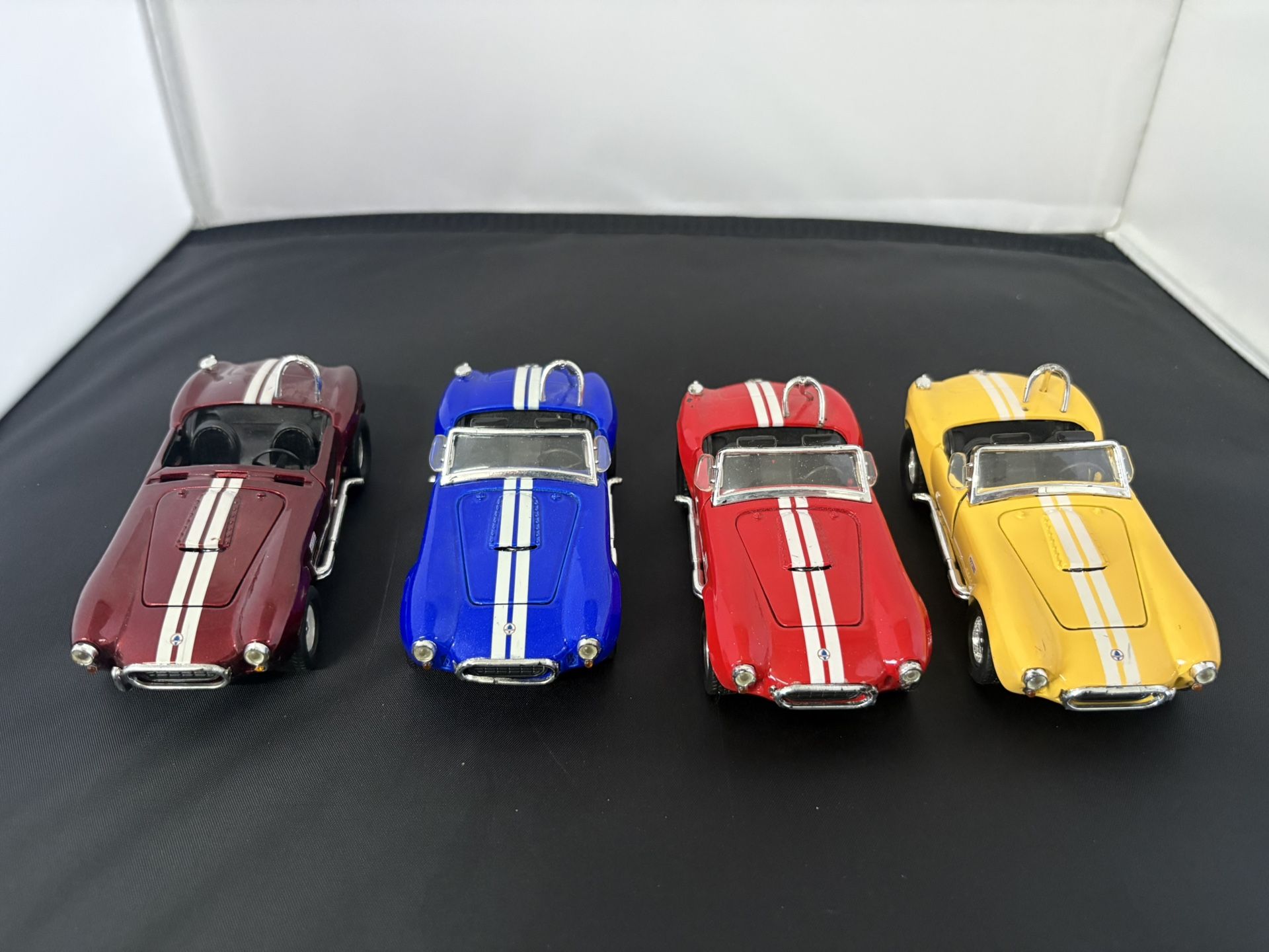 Metal Die Cast Model Cars And Bus