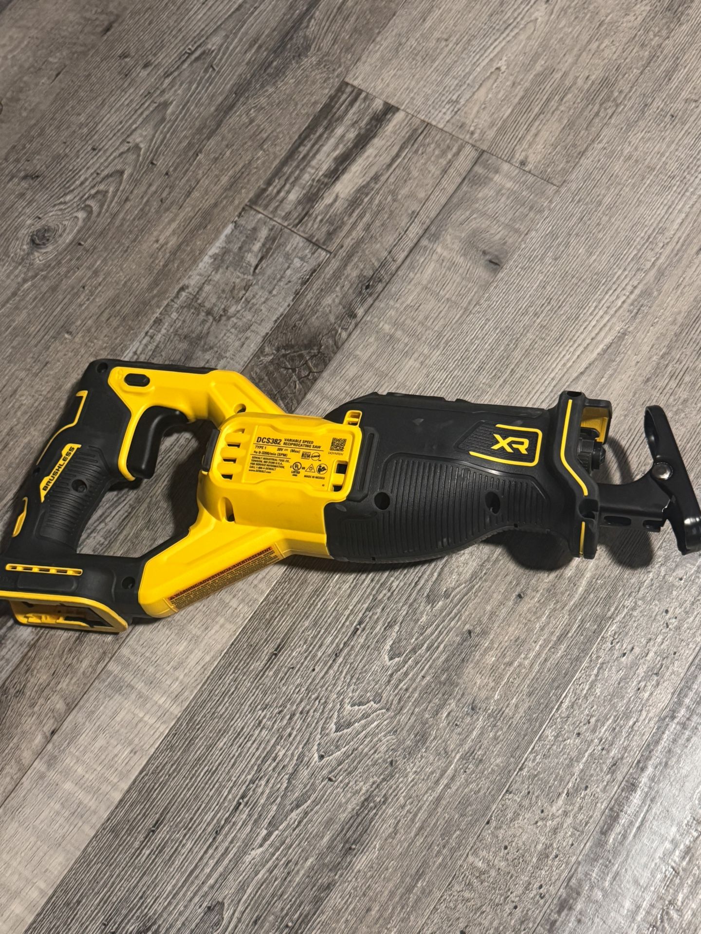 Dewalt XR Brushless Reciprocating Saw Saw Totally New