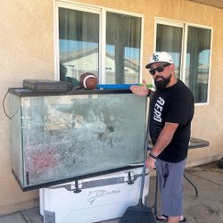 100 Gallon Fish Tank 