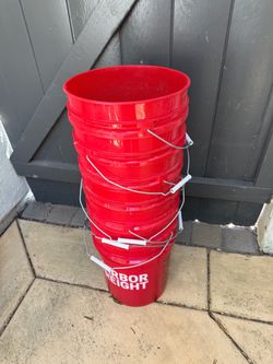 Harbor Freight Buckets - 7