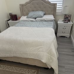 New Bedroom Set With Memory Foam Mattress