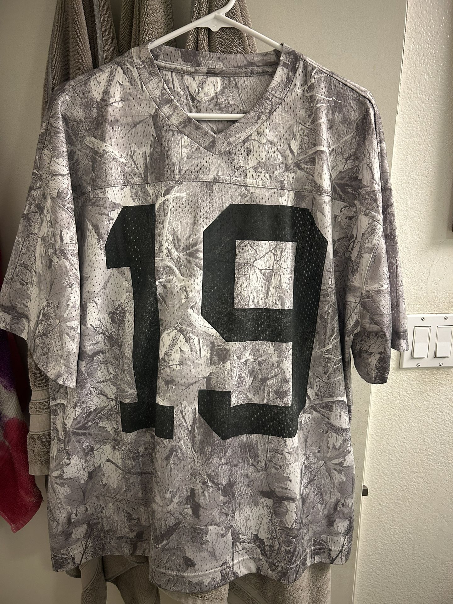 Hollister Camo  Jersey
