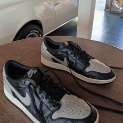Nike Air Jordan 1 Retro Lo OG Shoes 