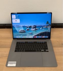 16" MacBook Pro Touchbar 32GB RAM*1TB SSD*2.4Ghz Intel 8 Core i9