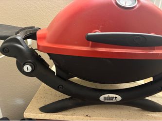 Weber portable grill