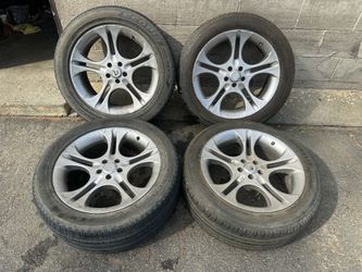 Momo Mercedes 20 inch aluminum wheels from an SUV. 5 on 112mm