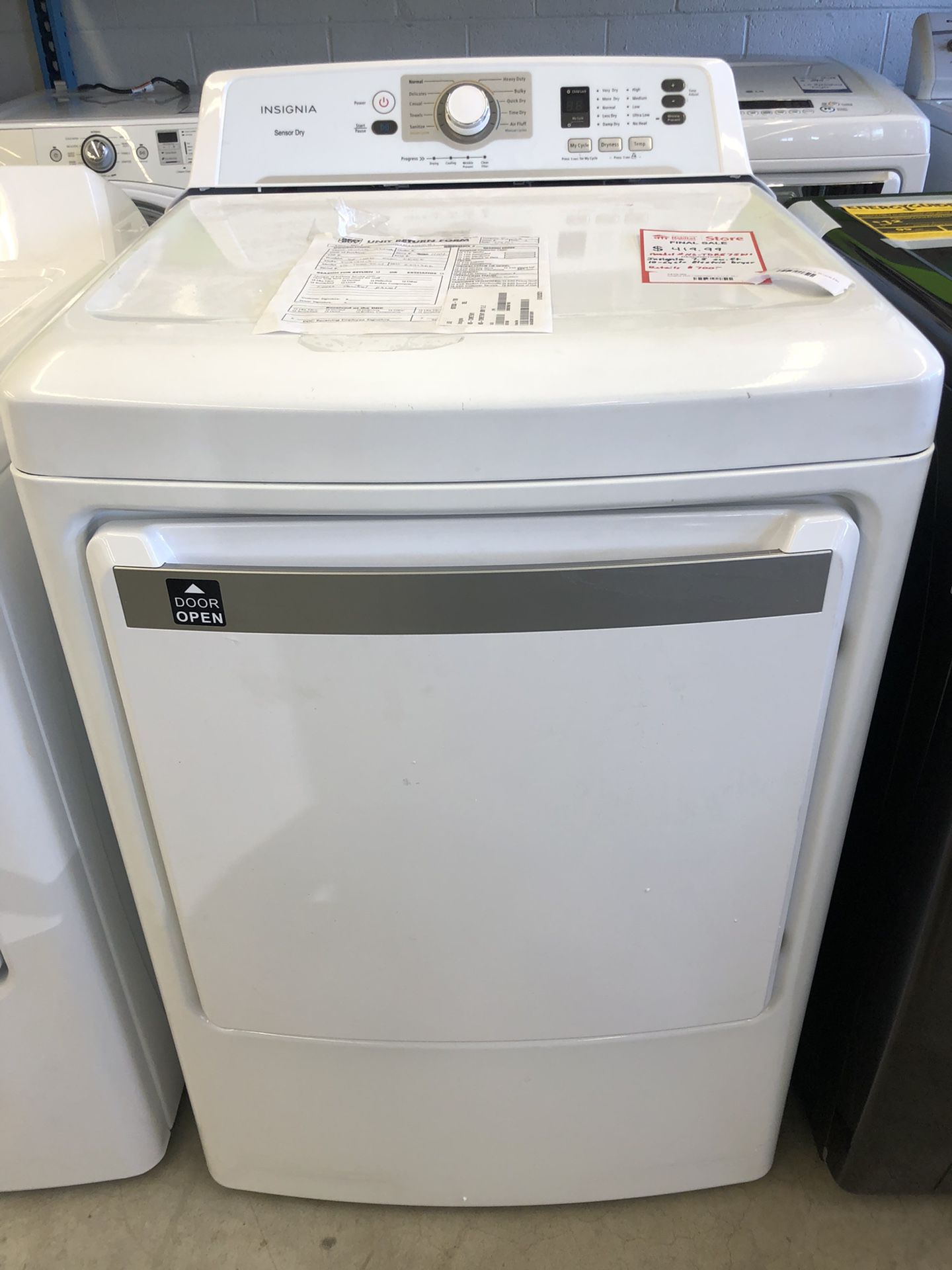 Insignia 7.5 Cu Ft Dryer “New Scratch/Dent Return”