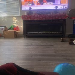 Farmhouse Electronic Fireplace 