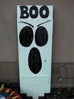 Glow in the dark Ghost Art