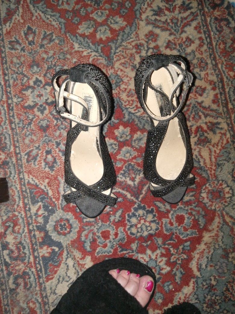 Sparkle Riñestone Black Stilleto High Heel 👠 Sandles