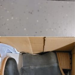 Size 9.5 SOREL BOOTS 