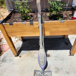 Shark Floor Steamer 