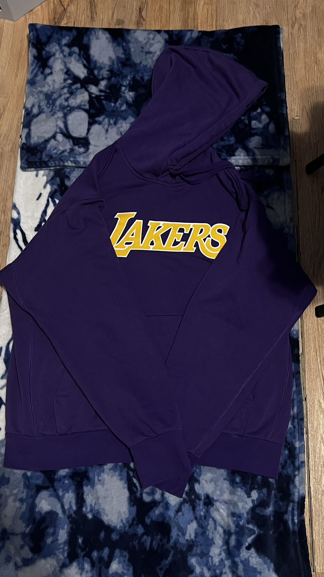 Lakers Jordan purple hoodie size large men