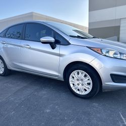 2017 Ford Fiesta S Only $7999 Financing Available 