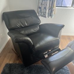 Leather Recliner w/storage ottoman (LazyBoy)