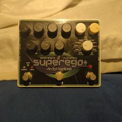 Electro Harmonix Superego+ Synth Engine Multi Effects Pedal with Delay Flanger Echo Phaser Tremolo Rotary Pitch filter Detune Works Perfectly 
