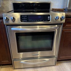 KitchenAid Electric Range/ Oven