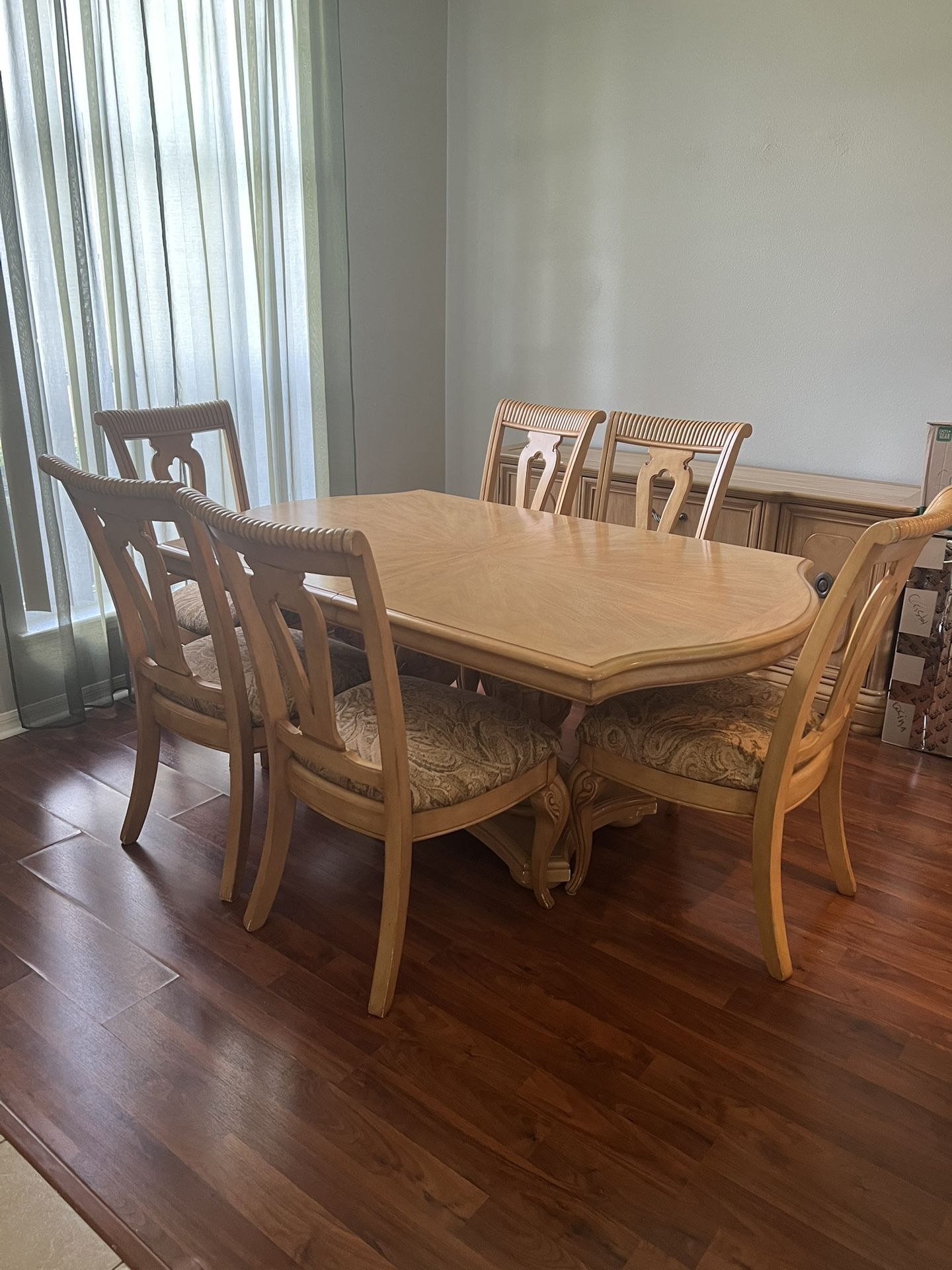 Dining Set 6 and Console