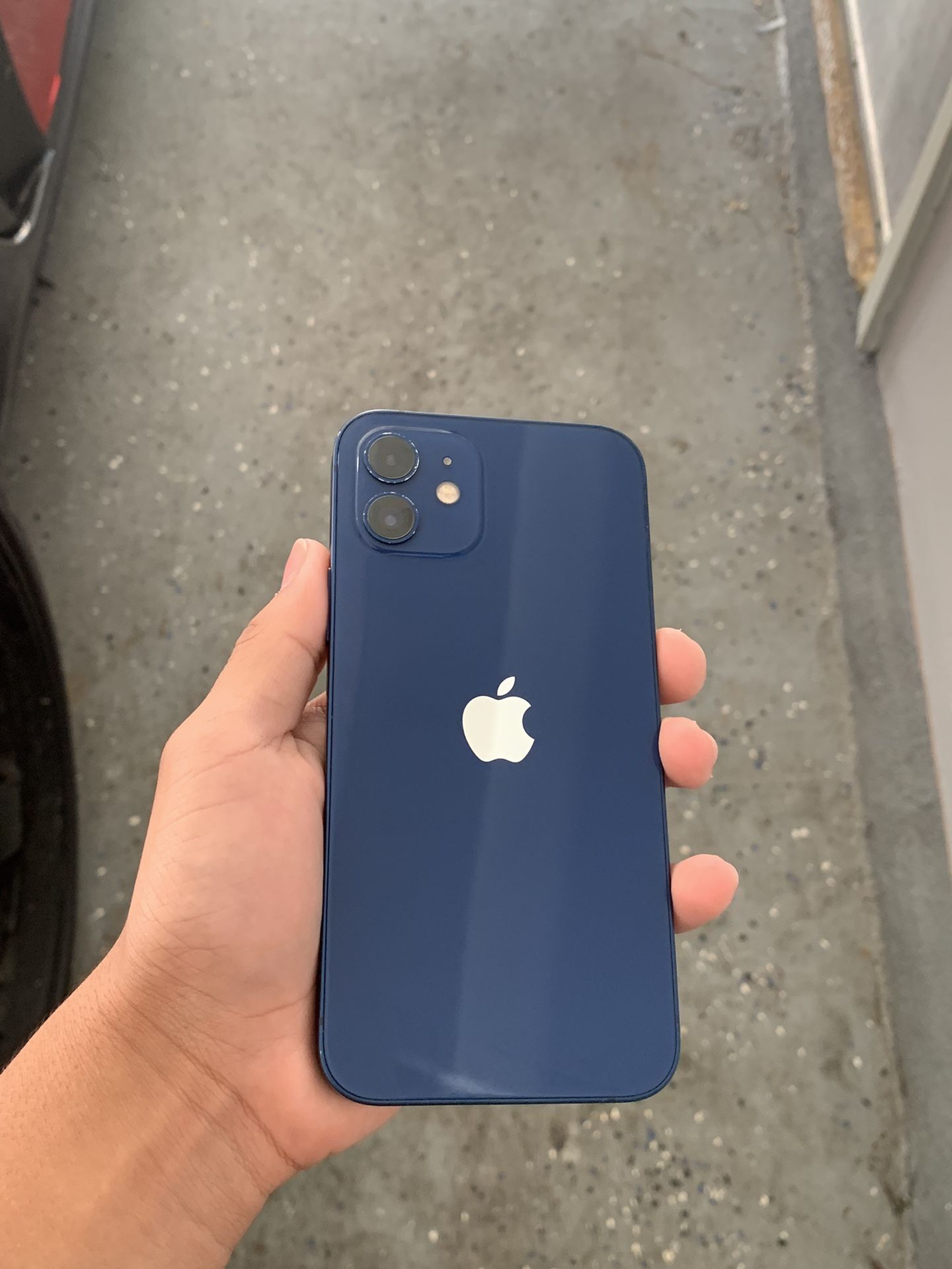 iPhone 12 G4GB Blue
