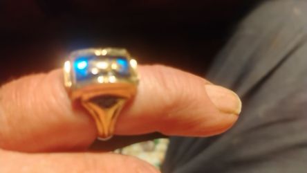 10k gold class ring