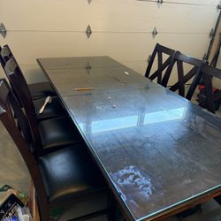 Dining Table With Chairs and Glass Cover Top