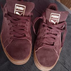Puma Suede Women's Size 8