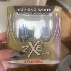 High End White ZXE Gold Sylvania 9005 Halogen Lamps