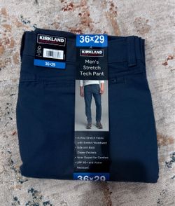 Kirkland Signature Men's Stretch Tech Pant 36x29