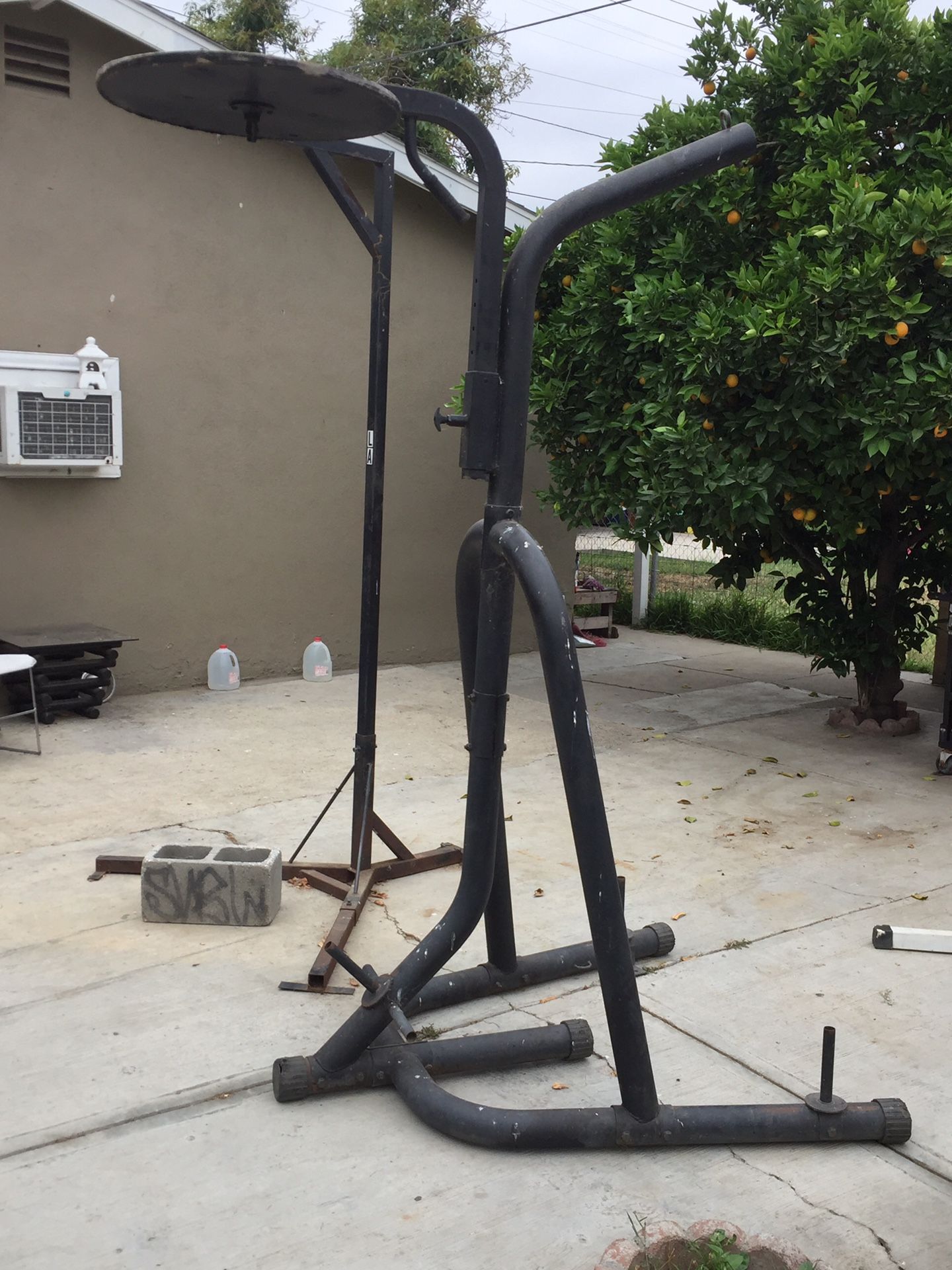 Heavy bag & speed bag stand.. Heavy duty metal stand.