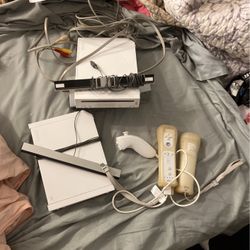 2 Wii’s 