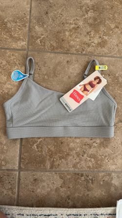 Women’s sports bra