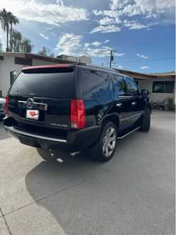 Cadillac Escalade Full-Size SUV