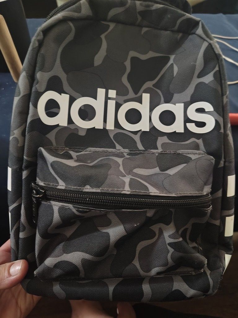 Adidas Lunch Box