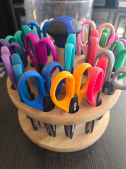 25 crafting scrapbook scissors w/ different cutting edges