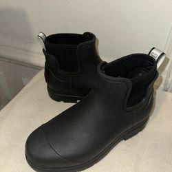 UGG Rain Boots Size 7 