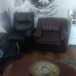 Black Lazy Boy Recliner, Red Maroon Leather Lounge Chair With Ottoman, Living Room Stuff Must Go