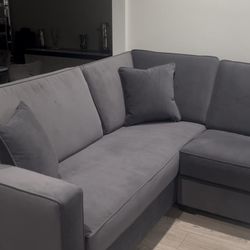 Sectional Couch 