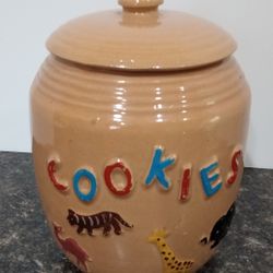 McCoy Vintage Animal Cracker Cookie JAR 