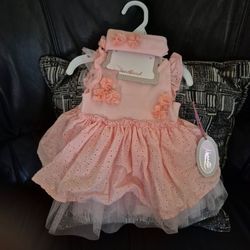 Nice Dress For girl size 0/3 Months