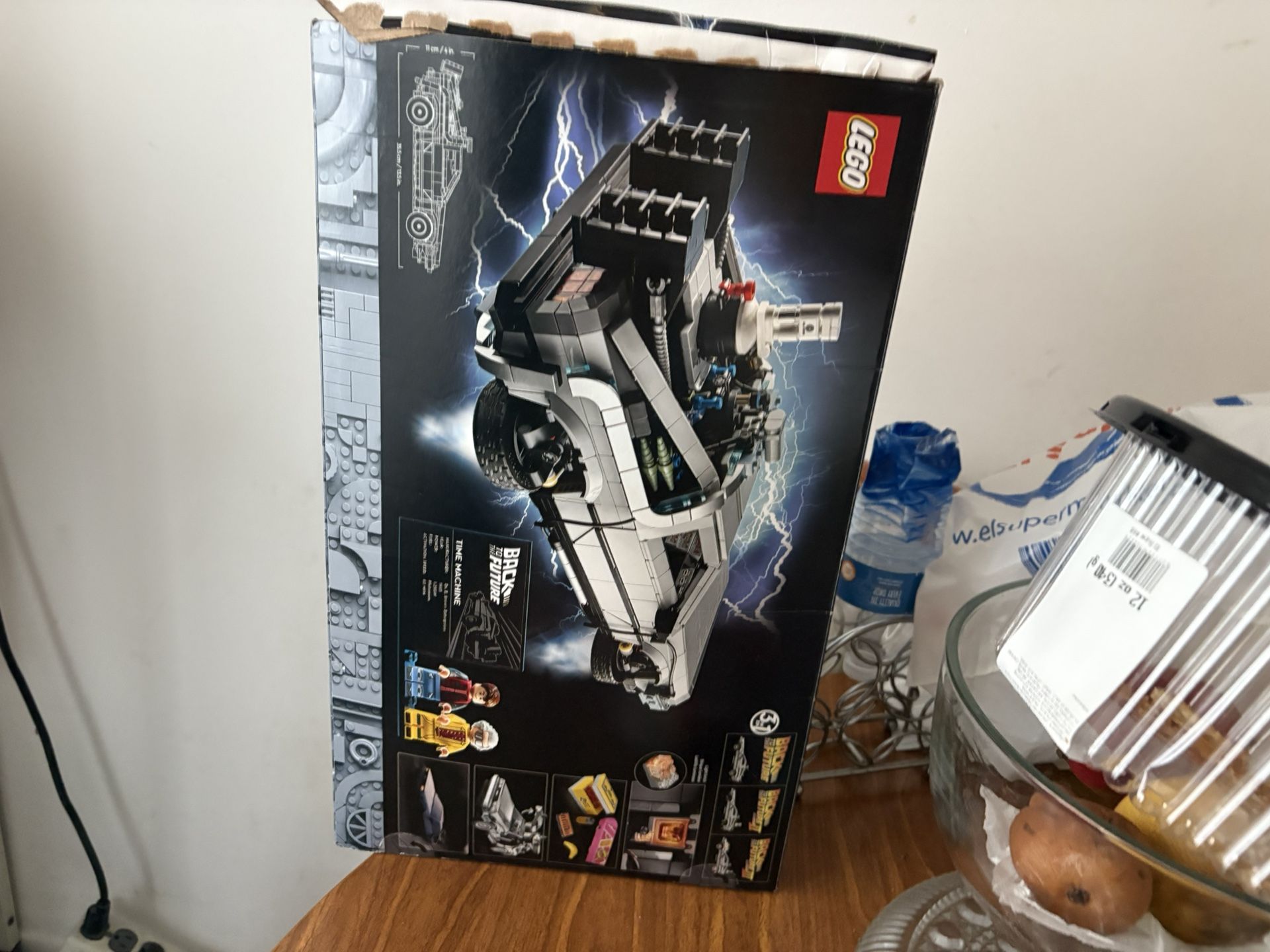 It Comes With Everything 10400 pieces