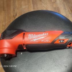 Milwaukee FUEL 18V Oscillating Multi-Tool (!!!!TOOL ONLY!!!!)