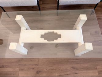 Glass coffee table 26x52x16.5h