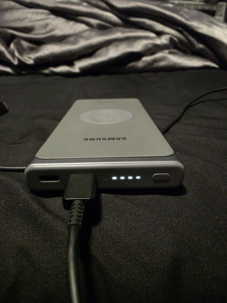 Samsung Portable Charger Power Bank