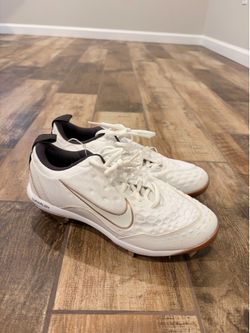 Nike Softball Shoes