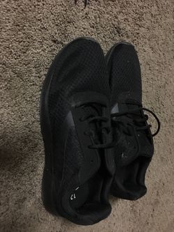 Tenis