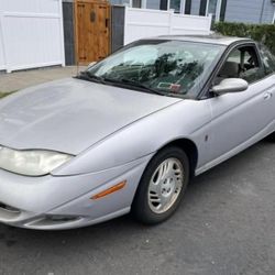 2001 Saturn SC2 3-Door Coupe 