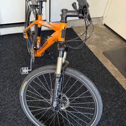 Specialized Hybrid bicycle