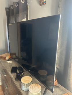 55” Vizio Flatscreen $100